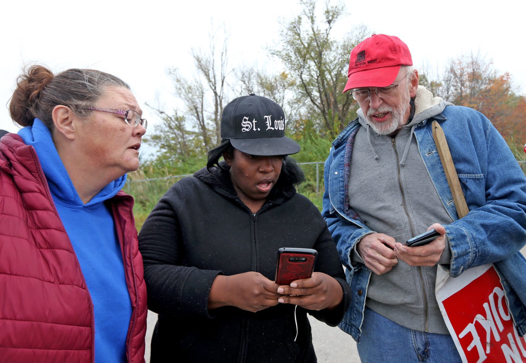 GM workers ratify contract, 40-day ends